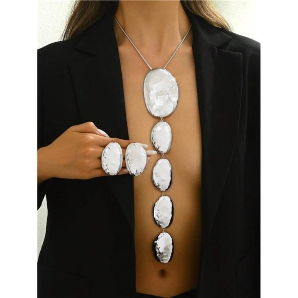 Oversized Hammered Gold Statement Set – Chunky Dangle Earrings